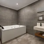 فندق Ramada By Wyndham Karacabey بورصة