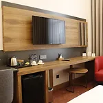 Ramada By Wyndham Karacabey فندق 4*