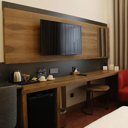 فندق Ramada By Wyndham Karacabey