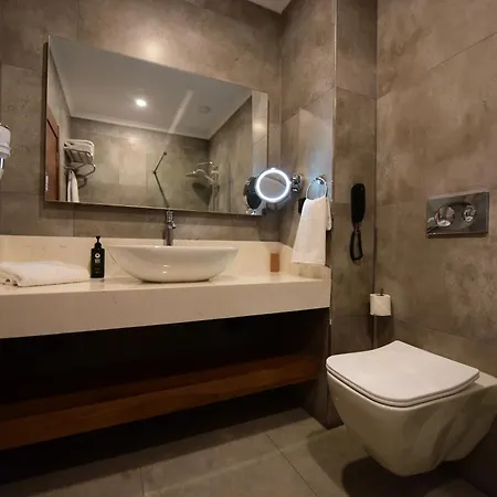 Ramada By Wyndham Karacabey Szálloda 4*