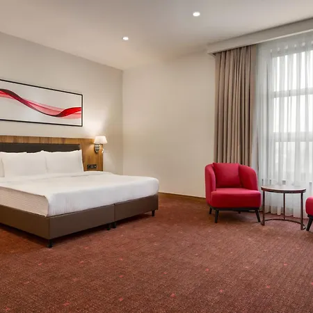 Ramada By Wyndham Karacabey מלון