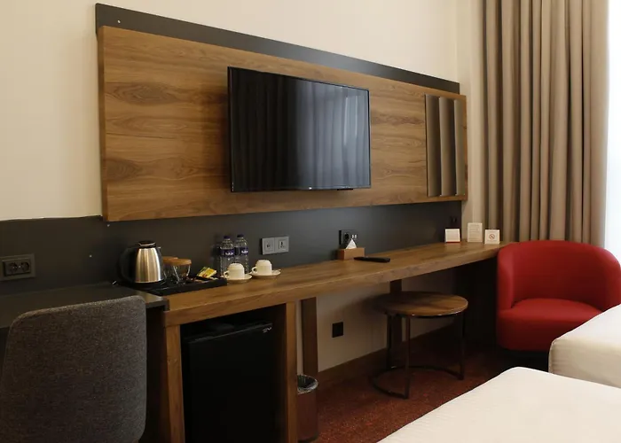 מלון Ramada By Wyndham Karacabey