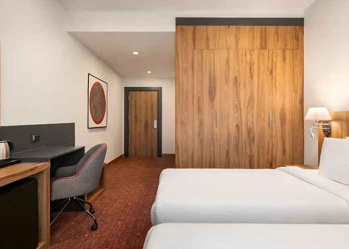 מלון Ramada By Wyndham Karacabey