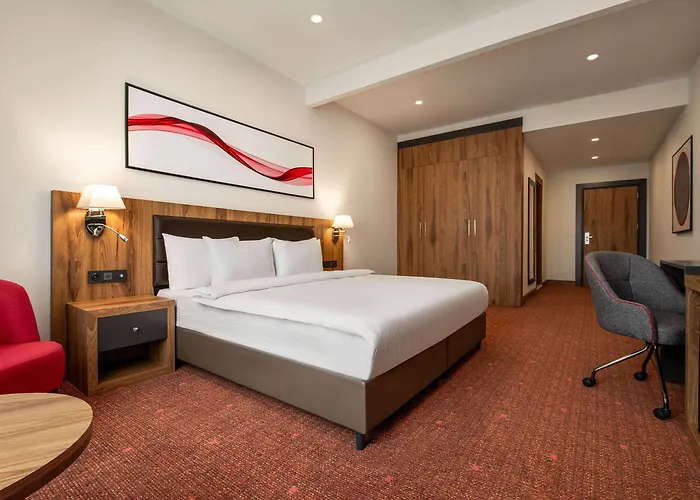 Ramada By Wyndham Karacabey מלון 4*